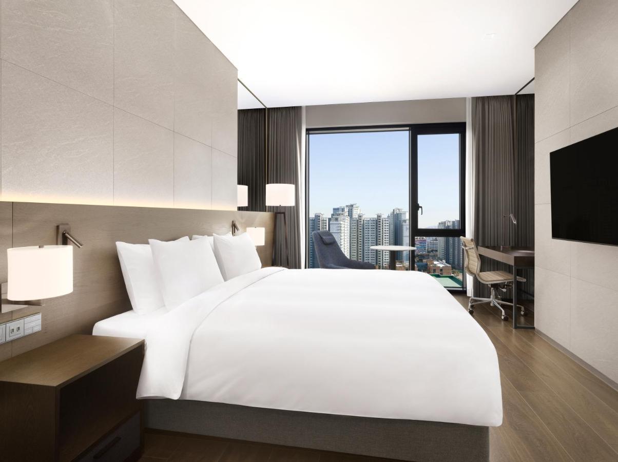 Four Points By Sheraton Suwon Exterior photo