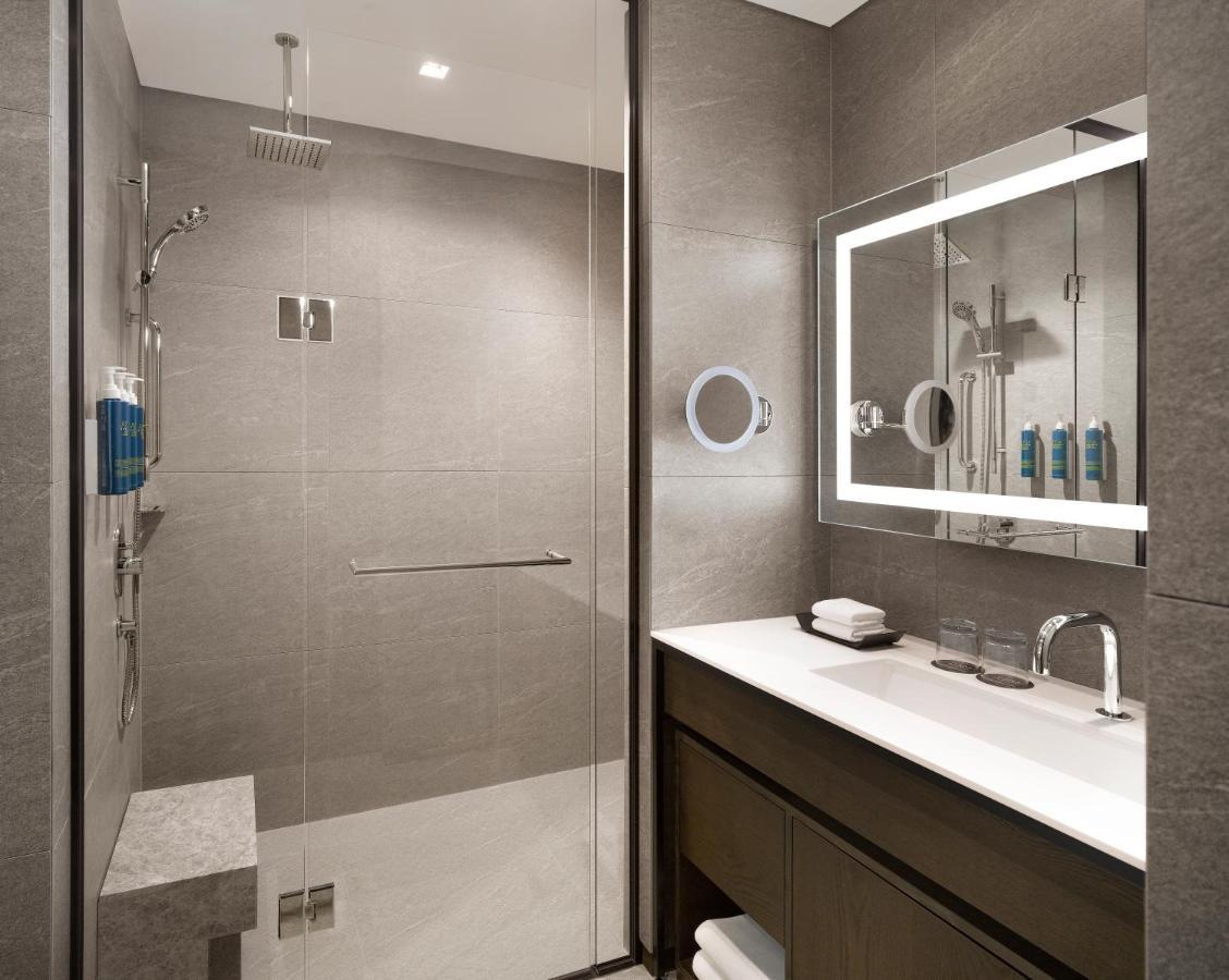 Four Points By Sheraton Suwon Exterior photo