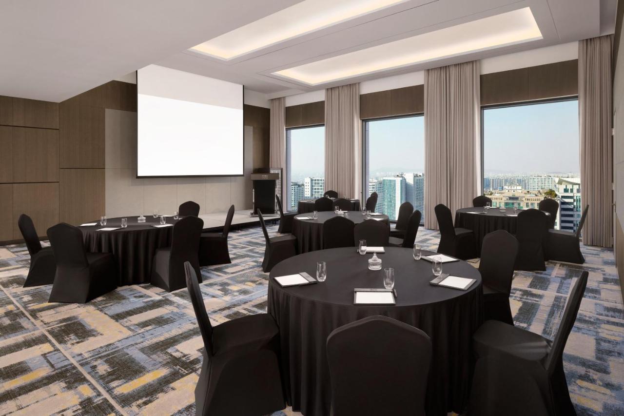 Four Points By Sheraton Suwon Exterior photo