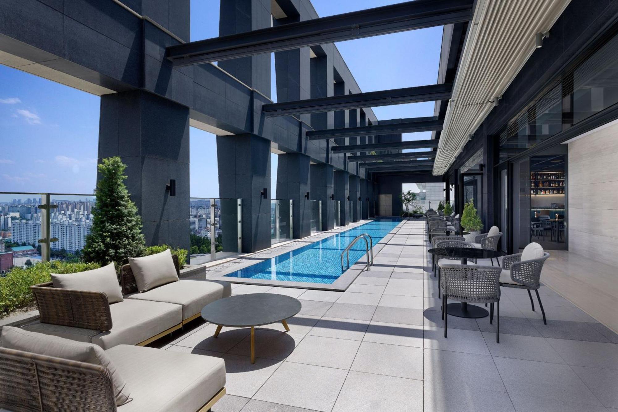 Four Points By Sheraton Suwon Exterior photo